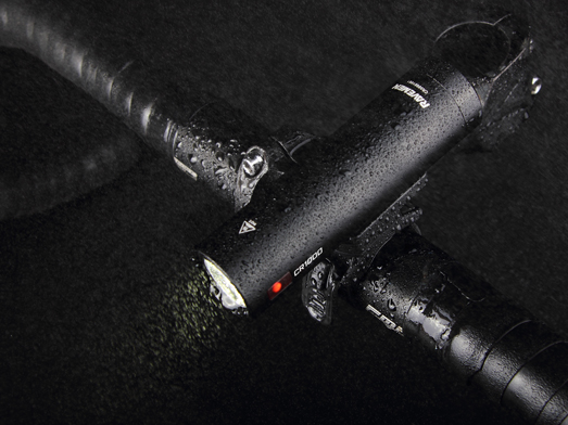 Ravemen CR1000 akkumulátoros első lámpa