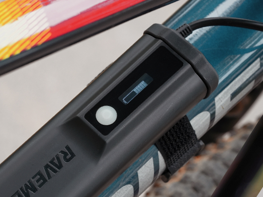 Ravemen XR6000 akkumulátoros első lámpa