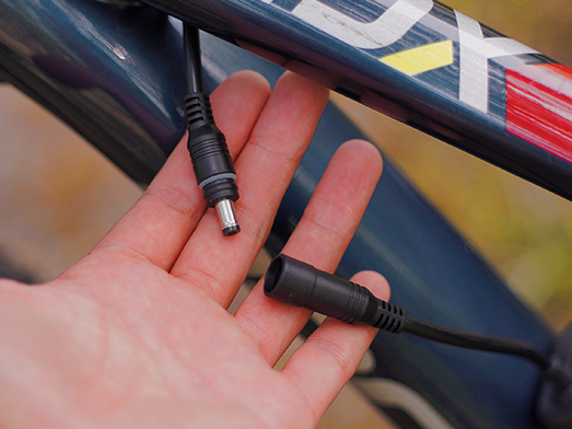 Ravemen XR6000 akkumulátoros első lámpa