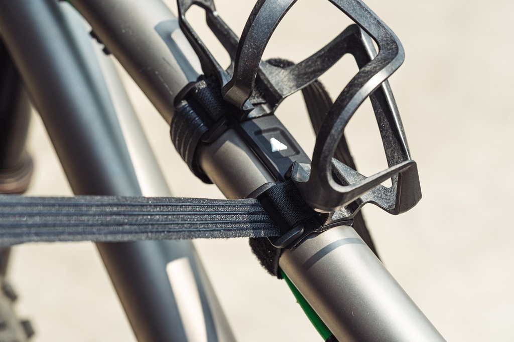 Granite Aux Strap kulacstartó [matt fekete]