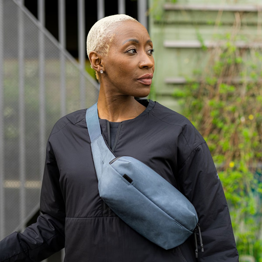 Táska övre THULE AION 2L szürke