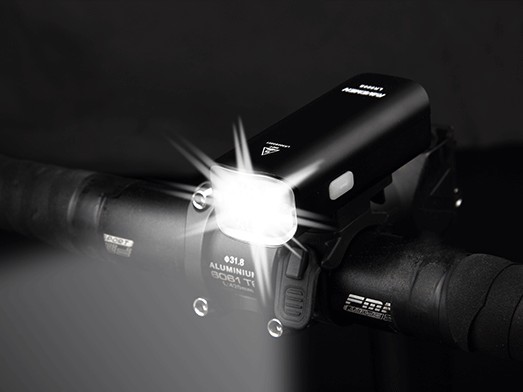 Ravemen LS-CT02 akkumulátoros első+hátsó lámpa